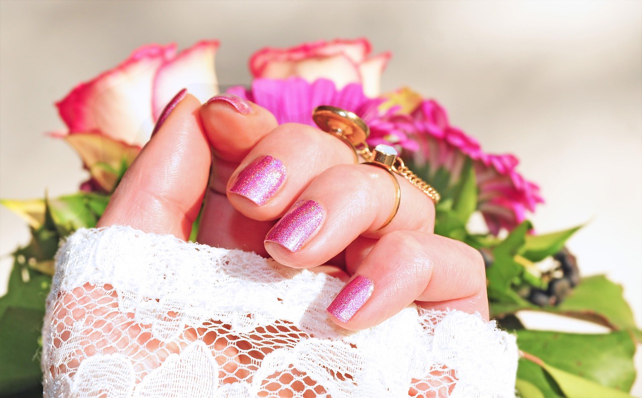 About roses, pink, nail polish, beauty, manicure, fingernails, nail polish, manicure, manicure, manicure, manicure, manicure